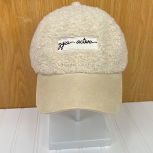 5/25 Zyia active Sherpa hat